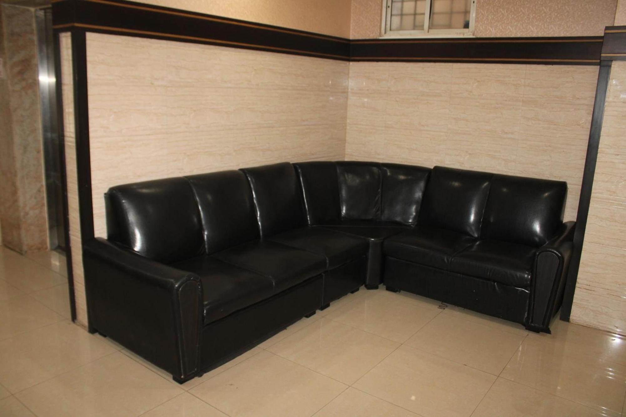 Vp International Hotel Bangalore Luaran gambar