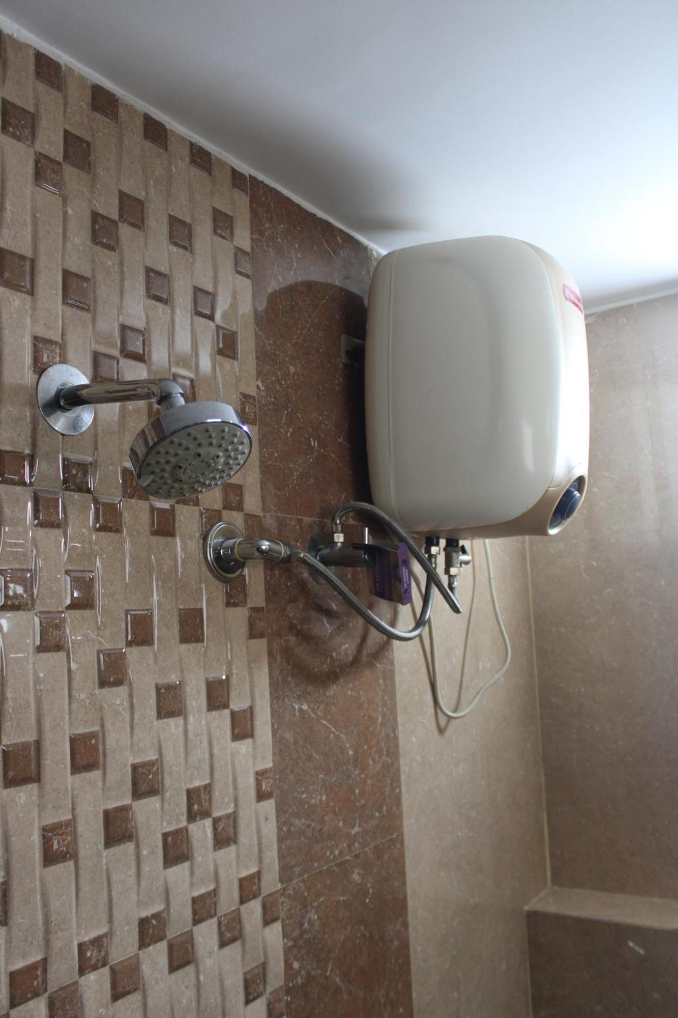Vp International Hotel Bangalore Luaran gambar
