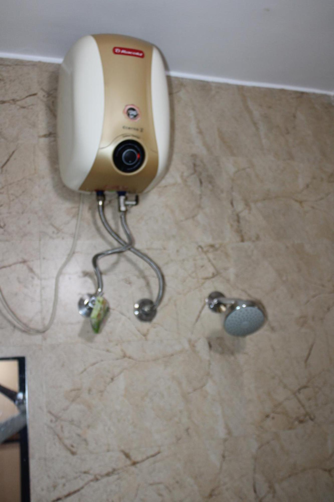 Vp International Hotel Bangalore Luaran gambar