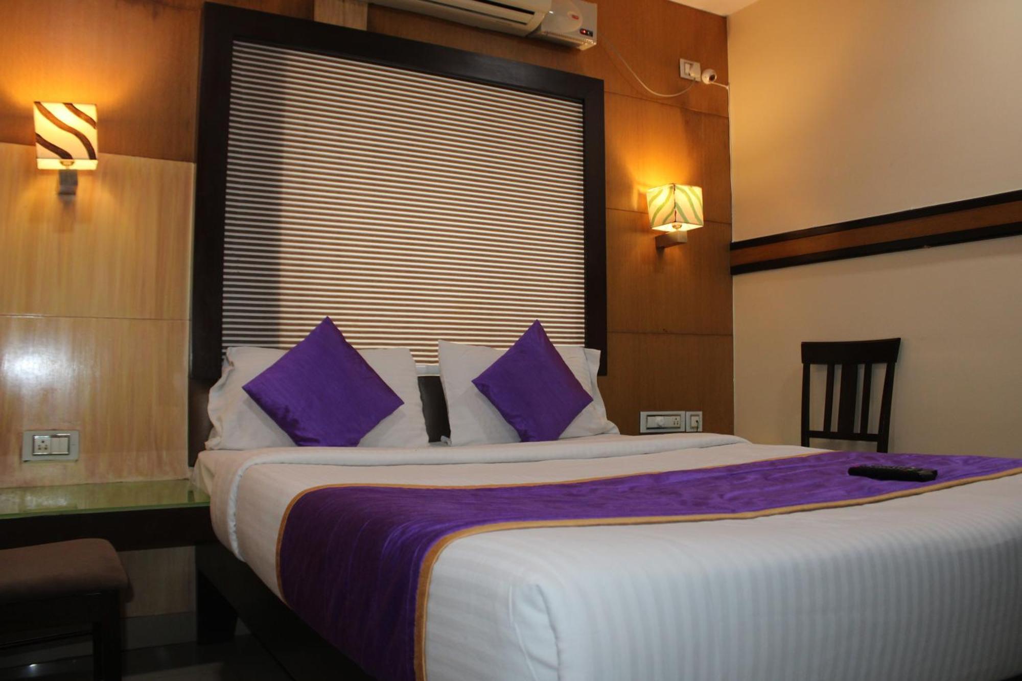 Vp International Hotel Bangalore Luaran gambar