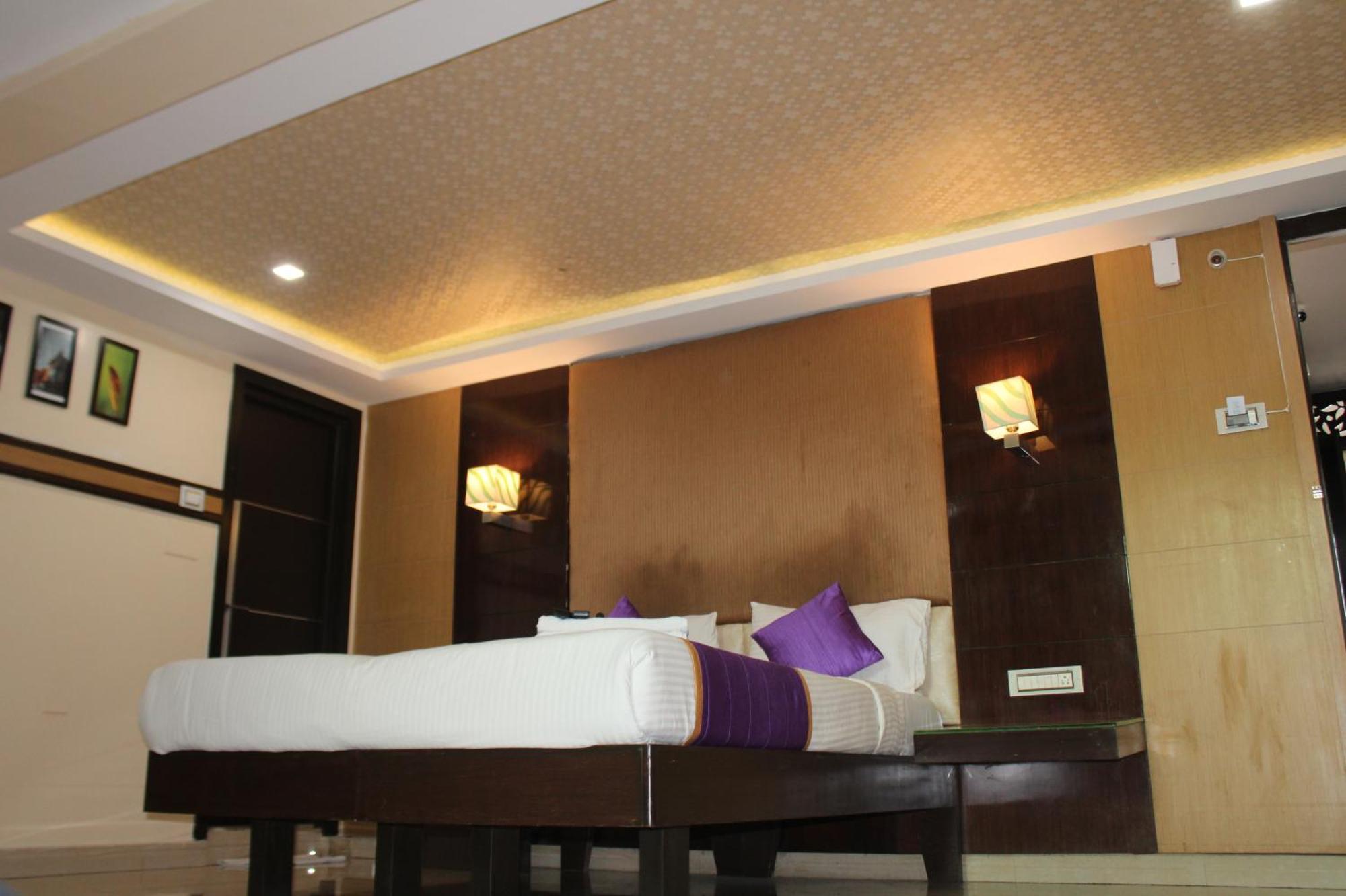Vp International Hotel Bangalore Luaran gambar