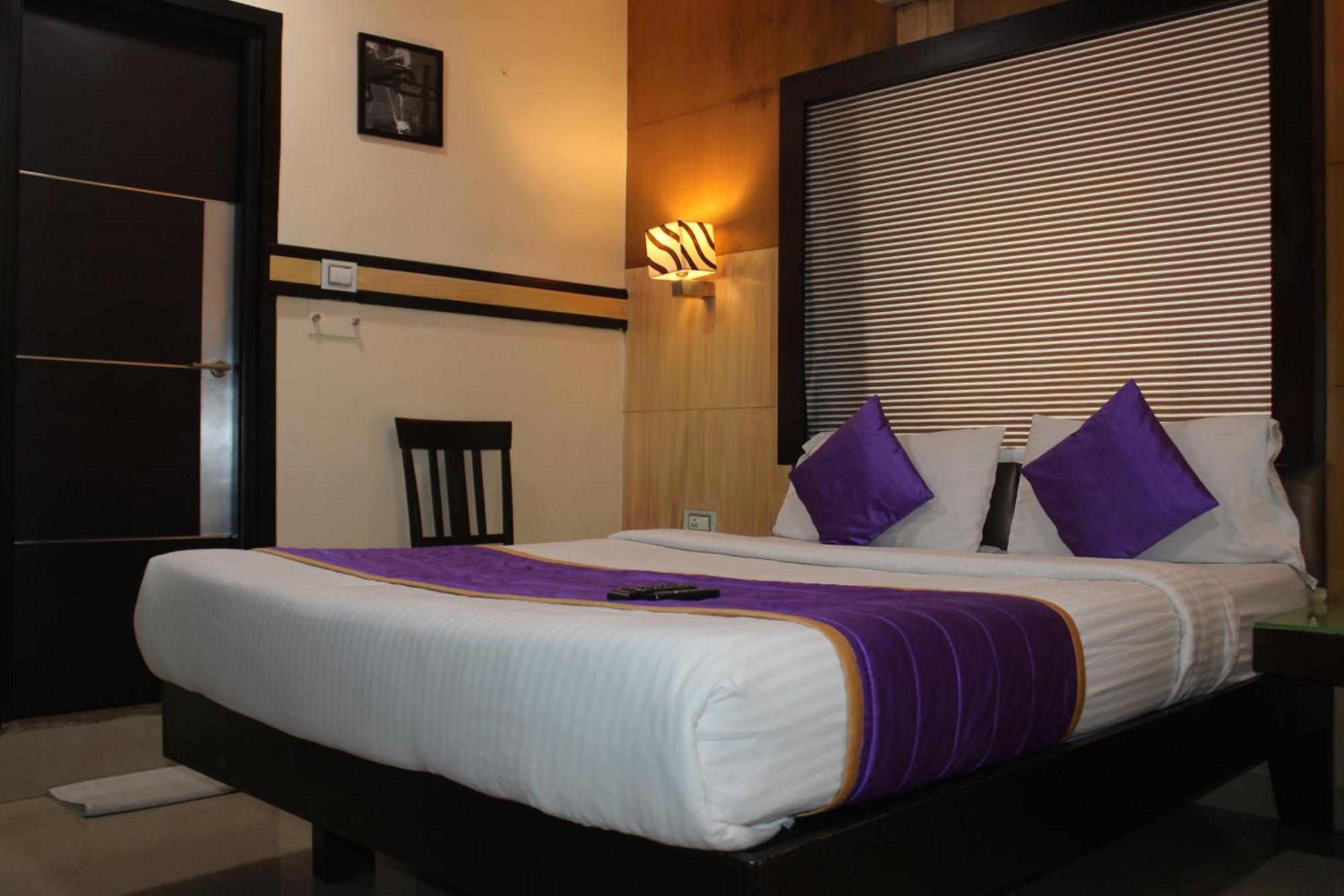 Vp International Hotel Bangalore Luaran gambar
