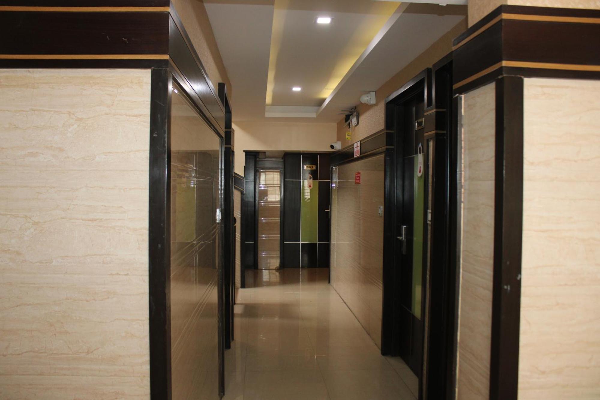 Vp International Hotel Bangalore Luaran gambar